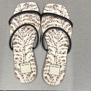 Dolce Vita Women's Animal Print Sandals